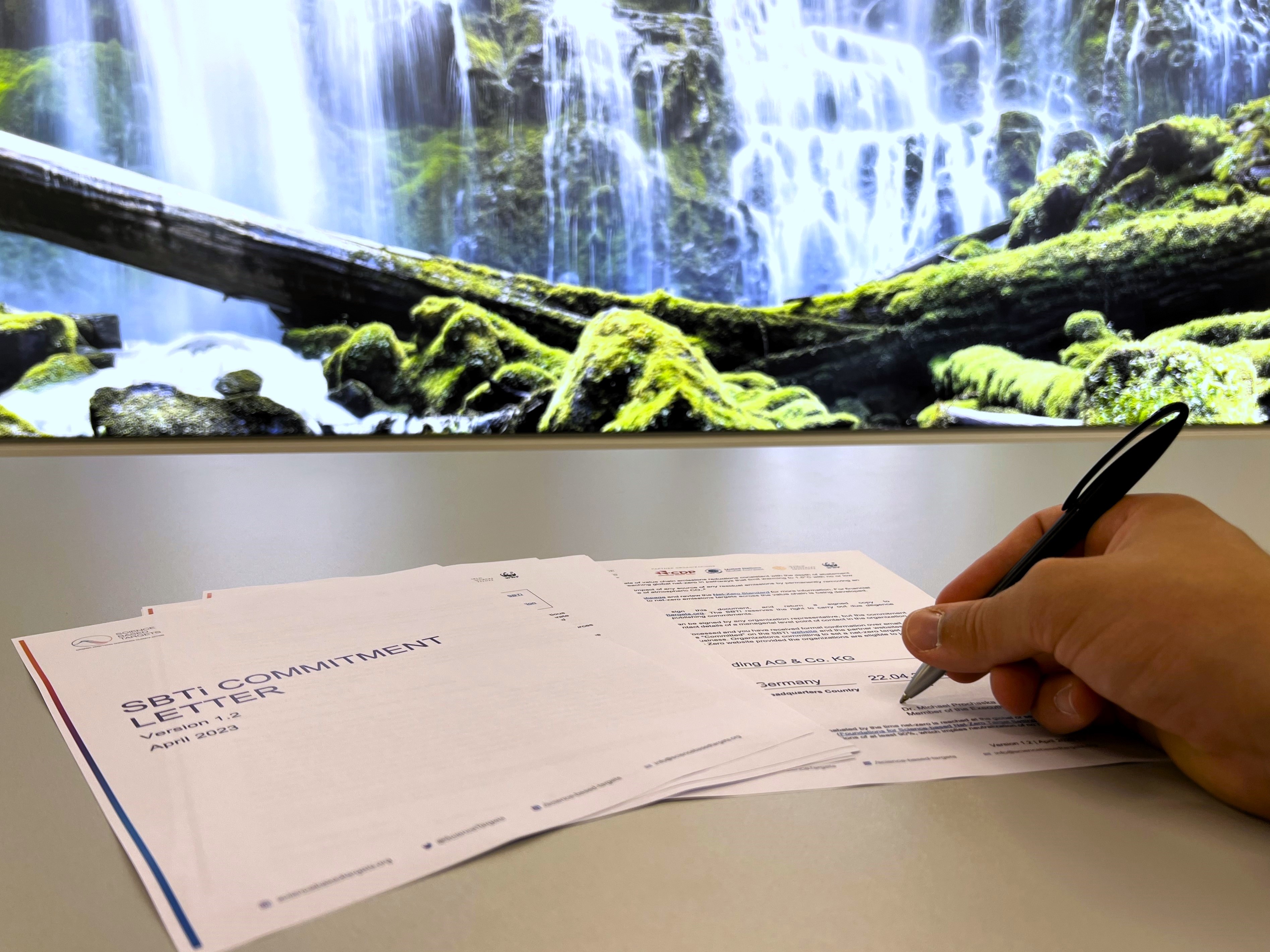 STIHL has joined the Science Based Targets initiative (SBTi). By signing the SBTi commitment letter, the family-owned company agrees to set science-based climate targets and thus make a contribution to limiting global warming. 